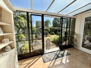 Photo 19- click for photo gallery